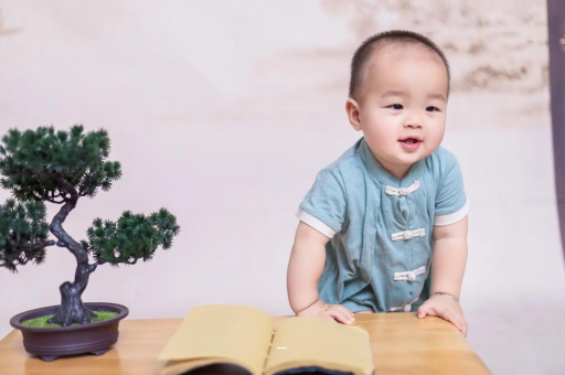 阿克苏孕妇显怀是几个月
